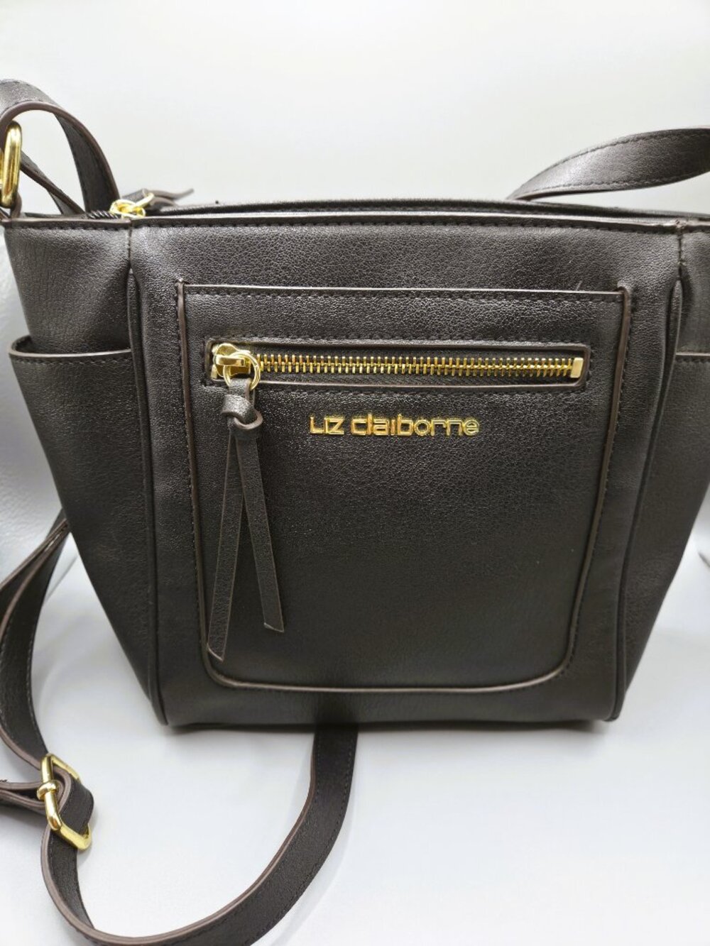 Liz Claiborne Crossbody Bag Black Gold Hardware Clasic Minimalist Everyday Purse - Picture 5 of 7